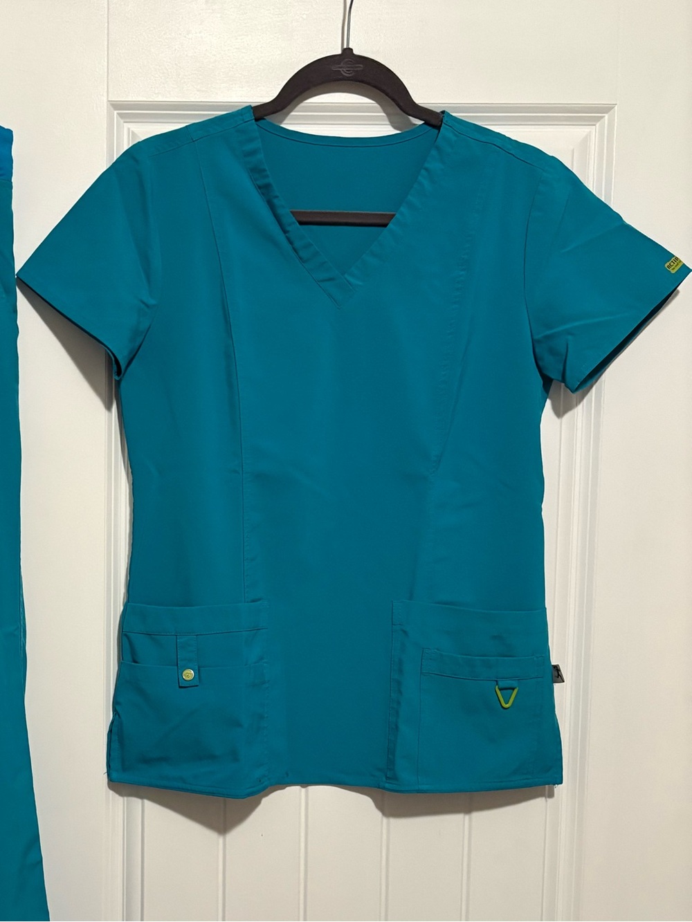 Med Couture Teal Scrub Top Small